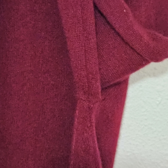 J Brand Cashmere sweater size xs high low style - Picture 8 of 12